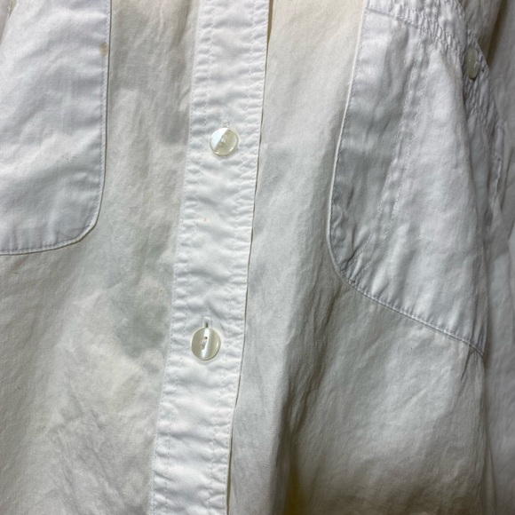 Clementine 2X white shirtsleeve button down collared shirt with pockets. - Picture 5 of 9